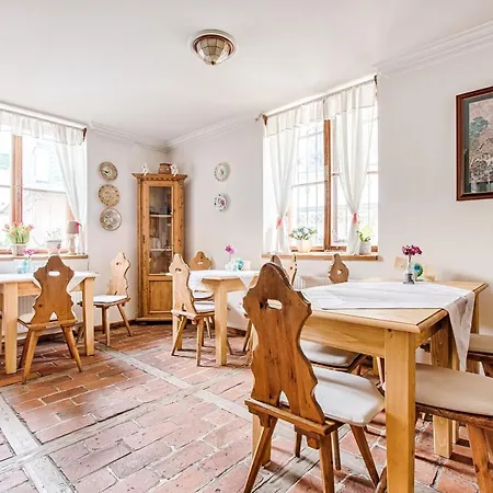 Gæstehus Jaronkova Pekarna 3*